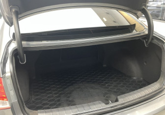 Подержанный автомобиль Hyundai i40 Sedan 2013 года (8 фото)