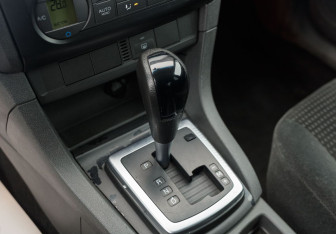 Подержанный автомобиль Ford Focus Sedan 2007 года (15 фото)