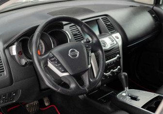Подержанный автомобиль Nissan Murano Suv 2010 года (11 фото)