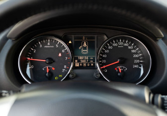 Подержанный автомобиль Nissan Qashqai 2013 года (13 фото)