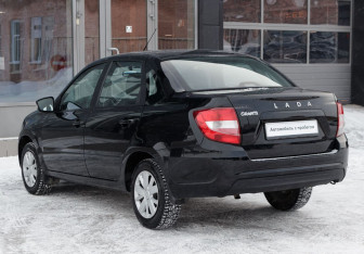 Подержанный автомобиль LADA (ВАЗ) Granta Sedan 2022 года (7 фото)