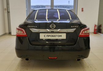 Подержанный автомобиль Nissan Teana 2014 года (6 фото)