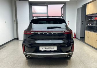 Подержанный автомобиль Exeed TXL 2023 года (5 фото)