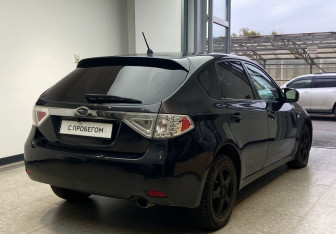 Подержанный автомобиль Subaru Impreza Hatchback 2007 года (5 фото)