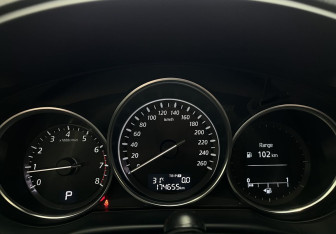 Подержанный автомобиль Mazda CX-5 2014 года (10 фото)