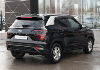 Подержанный автомобиль Hyundai Creta 2022 года (5 фото)