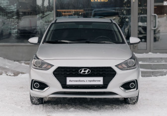 Подержанный автомобиль Hyundai Solaris Sedan 2018 года (2 фото)