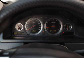 Подержанный автомобиль Volvo XC90 2007 года (12 фото)