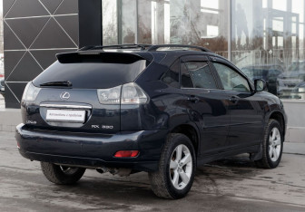 Подержанный автомобиль Lexus RX 2003 года (5 фото)
