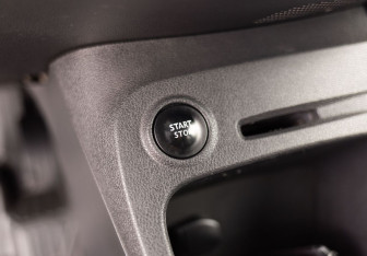 Подержанный автомобиль Renault Kaptur 2017 года (16 фото)