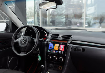 Подержанный автомобиль Mazda 3 Hatchback 2008 года (10 фото)