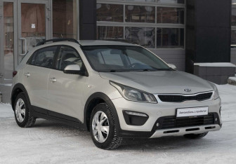 Подержанный автомобиль Kia Rio Hatchback 2019 года (3 фото)