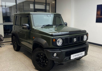 Подержанный автомобиль Suzuki Jimny 2020 года (3 фото)