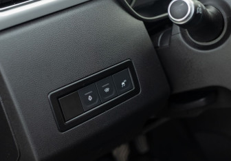 Подержанный автомобиль Renault Arkana 2021 года (18 фото)