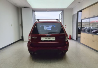 Подержанный автомобиль Subaru Forester Suv 2008 года (5 фото)