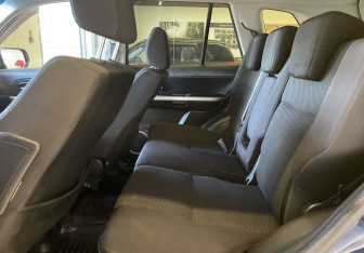 Подержанный автомобиль Suzuki Grand Vitara 2008 года (8 фото)