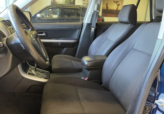 Подержанный автомобиль Suzuki Grand Vitara 2008 года (7 фото)