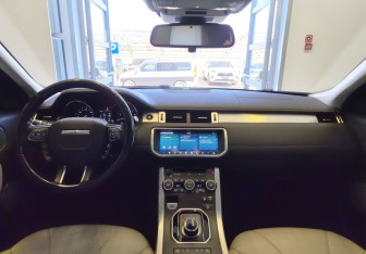Подержанный автомобиль Land Rover Range Rover Evoque 2017 года (10 фото)