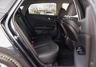 Подержанный автомобиль Kia Optima Sedan 2019 года (19 фото)