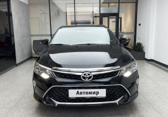 Подержанный автомобиль Toyota Camry Sedan 2017 года (2 фото)