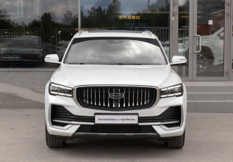 Подержанный автомобиль Geely Monjaro 2023 года (2 фото)