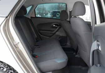 Подержанный автомобиль Volkswagen Polo Sedan 2019 года (18 фото)