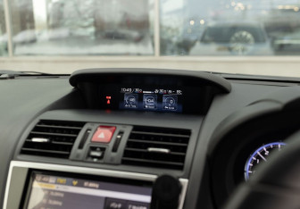 Подержанный автомобиль Subaru Levorg 2019 года (15 фото)