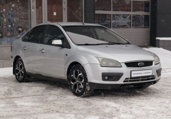 Подержанный автомобиль Ford Focus Sedan 2007 года (3 фото)