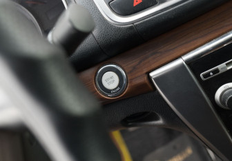 Подержанный автомобиль Nissan Teana 2009 года (15 фото)