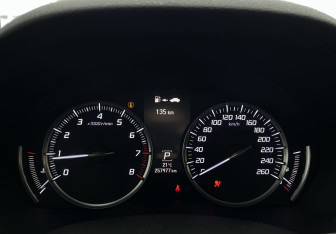 Подержанный автомобиль Acura MDX 2014 года (11 фото)