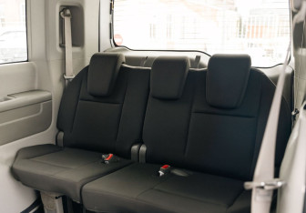 Подержанный автомобиль Honda Stepwgn 2019 года (20 фото)