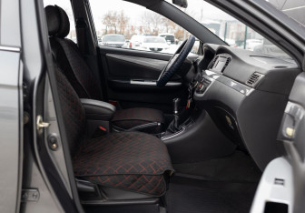 Подержанный автомобиль Lifan Solano 2015 года (19 фото)