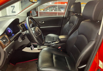 Подержанный автомобиль SsangYong Actyon 2012 года (12 фото)