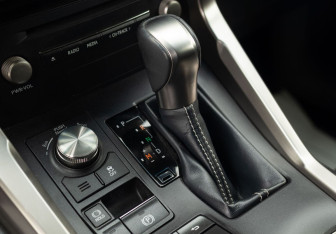 Подержанный автомобиль Lexus NX 2018 года (17 фото)