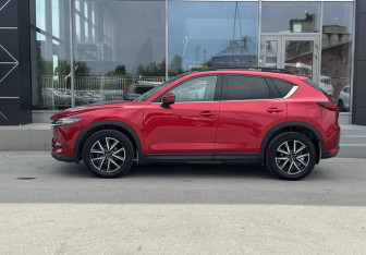 Подержанный автомобиль Mazda CX-5 2018 года (8 фото)