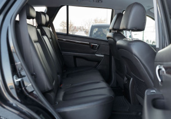 Подержанный автомобиль Hyundai Santa Fe 2011 года (18 фото)