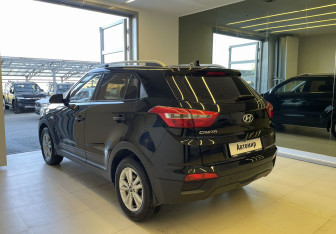 Подержанный автомобиль Hyundai Creta 2020 года (6 фото)
