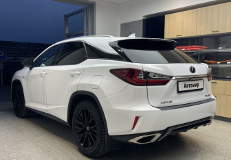 Подержанный автомобиль Lexus RX 2017 года (6 фото)