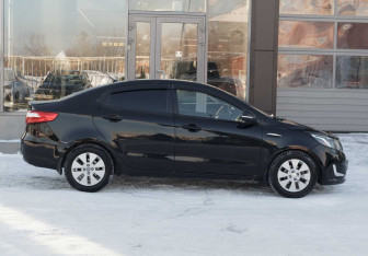 Подержанный автомобиль Kia Rio Sedan 2014 года (4 фото)