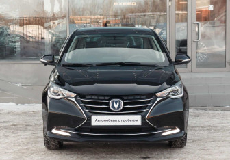 Подержанный автомобиль Changan Alsvin 2023 года (2 фото)