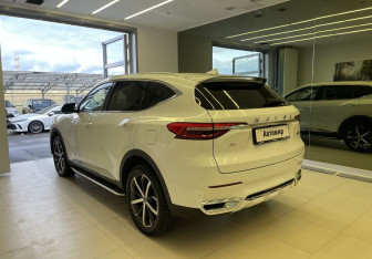 Подержанный автомобиль Haval F7 2019 года (6 фото)