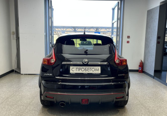 Подержанный автомобиль Nissan Juke Nismo 2013 года (5 фото)