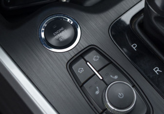 Подержанный автомобиль Chery Tiggo 4 2021 года (16 фото)