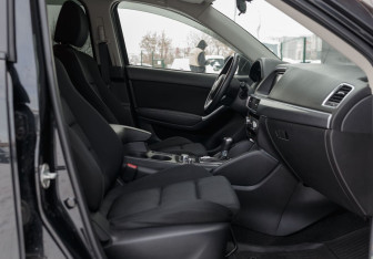 Подержанный автомобиль Mazda CX-5 2015 года (21 фото)