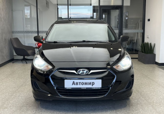 Подержанный автомобиль Hyundai Solaris Sedan 2012 года (2 фото)