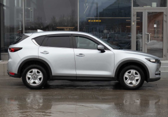 Подержанный автомобиль Mazda CX-5 2018 года (4 фото)