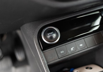 Подержанный автомобиль Renault Kaptur 2021 года (15 фото)