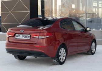 Подержанный автомобиль Kia Rio Sedan 2017 года (5 фото)