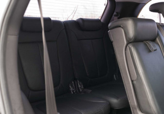 Подержанный автомобиль Hyundai Santa Fe 2011 года (17 фото)