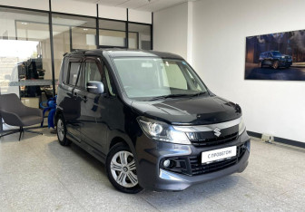 Подержанный автомобиль Suzuki Solio 2013 года (4 фото)